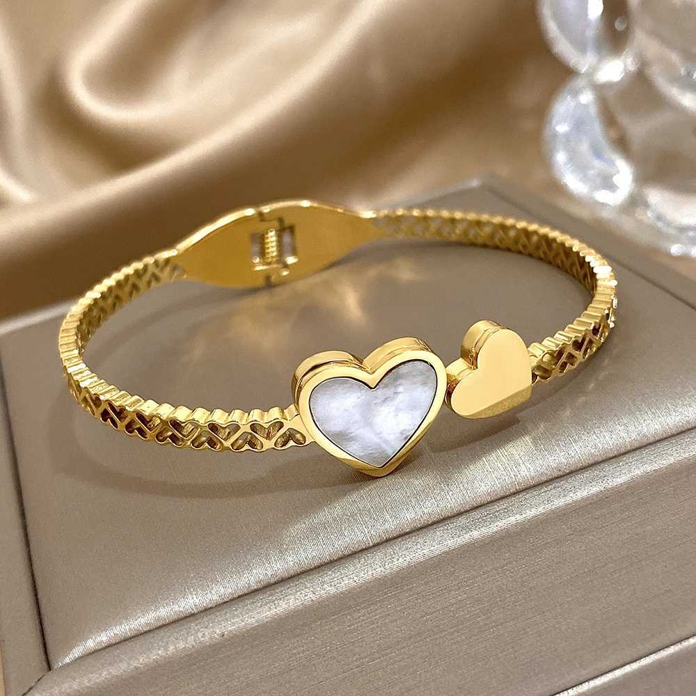 Stainl Steel Inlaid Shell Double Heart Cuff Bangles for Women Fashion Gold Color Bangle Bracelet Valentines Day Jewelry GiftXJ250904