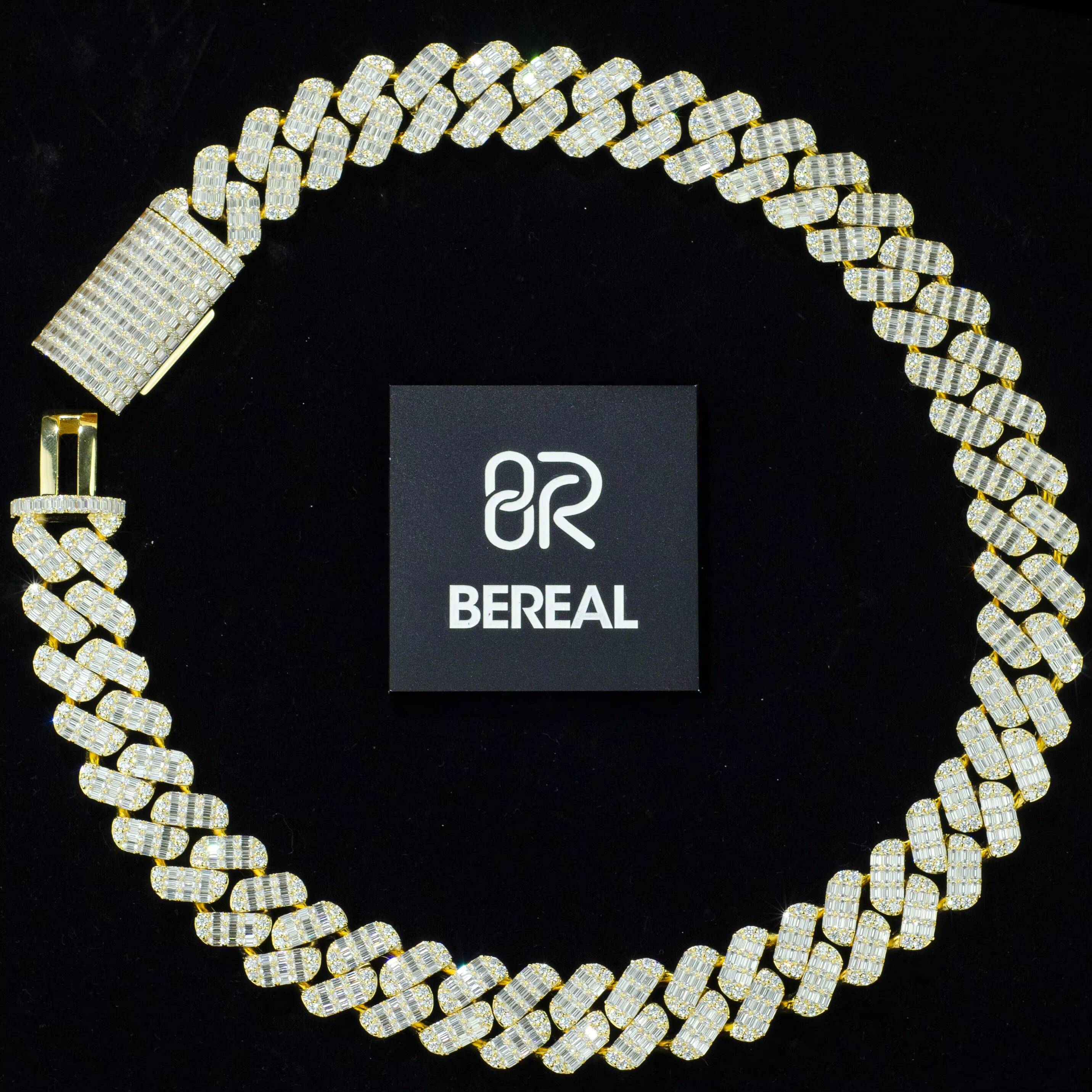 Stylish and Unique 12MM VVS Diamond Cuban Chain Bracelet at Wholesale Factory Price