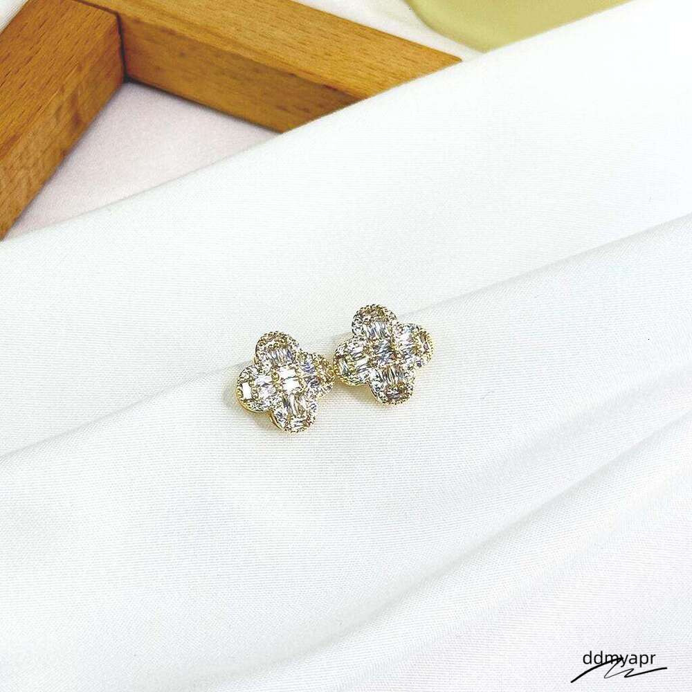 Four-Leaf Clover Ddmyday Shiny Stud Earrings Ddmyday