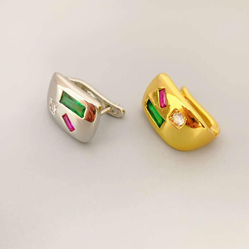 DH collections New Japanese - Korean Style Small and Fresh Diamond - inlaid Earrings. Made of brass electro - plated with 18K real gold