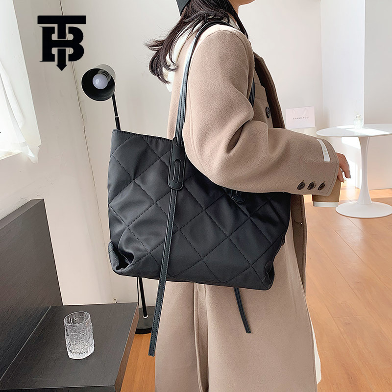 TB BHULAMTE 2025 New Fashion Solid Color Bag For Women Large Capacity Autumn Designer S Bag Winter Casual Shoulder Bag Quilted Commute Tote Bag