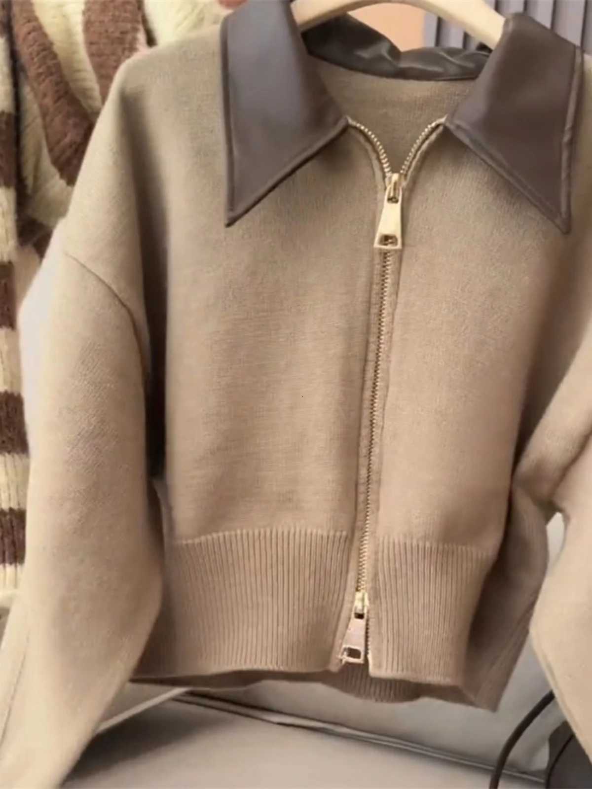 Spliced Leather Collar Knit Sweater Fashion Double Zipper Cardigan Womens AutumnWinter New Soft Vintage Long Sleeve Streetwear M250904