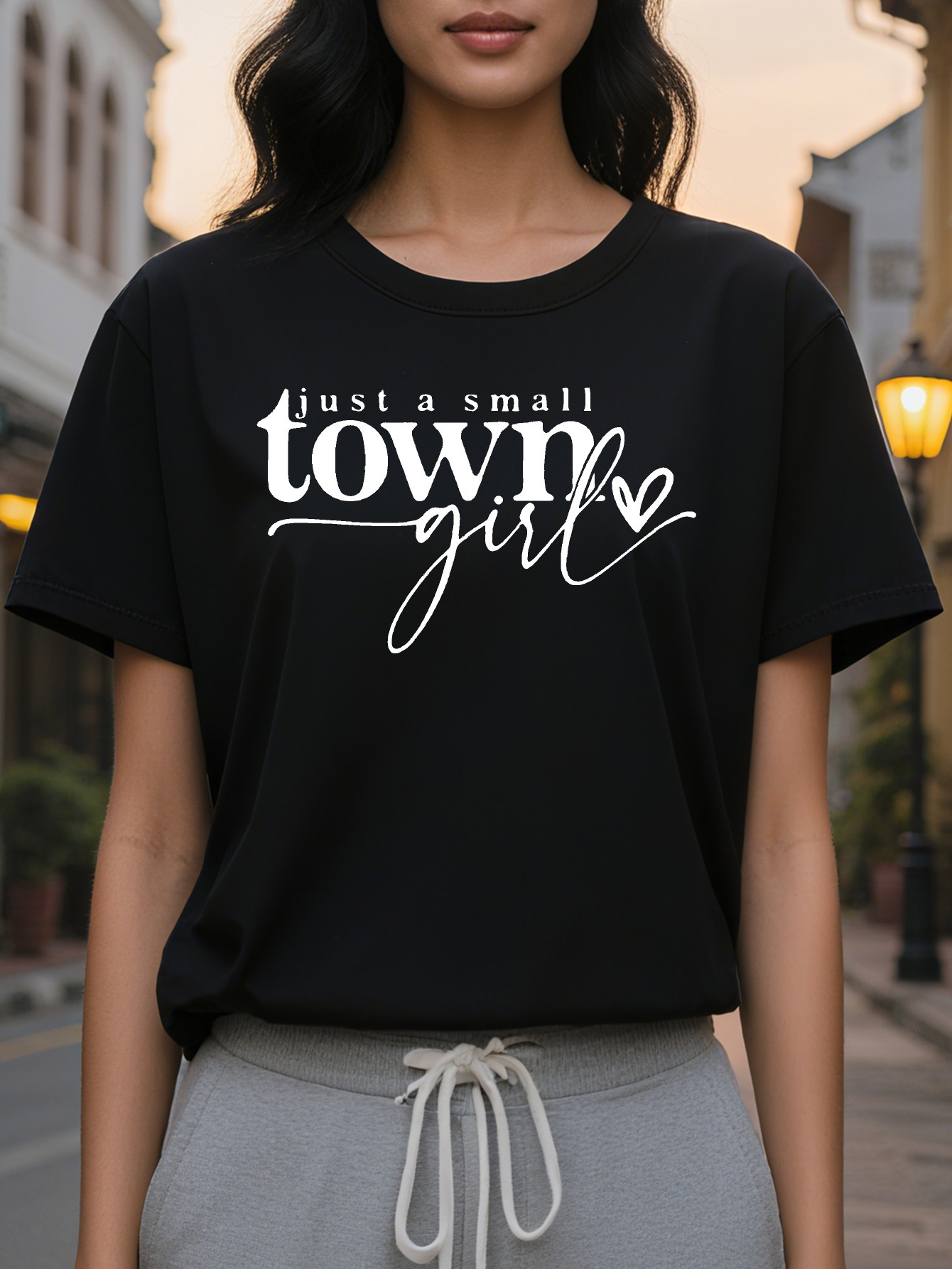 Women's Town Print T-Shirt Casual Crew Neck Short Sleeve Top for Summer Spring Black White Letter and Heart Design