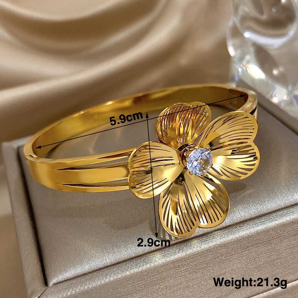 Glossy Inlaid Rhinestone Big Wer Cuff Bracelets for Women Trend Stainless Steel Gold Plated Wrist Bangles Waterproof Jewelry Y250904