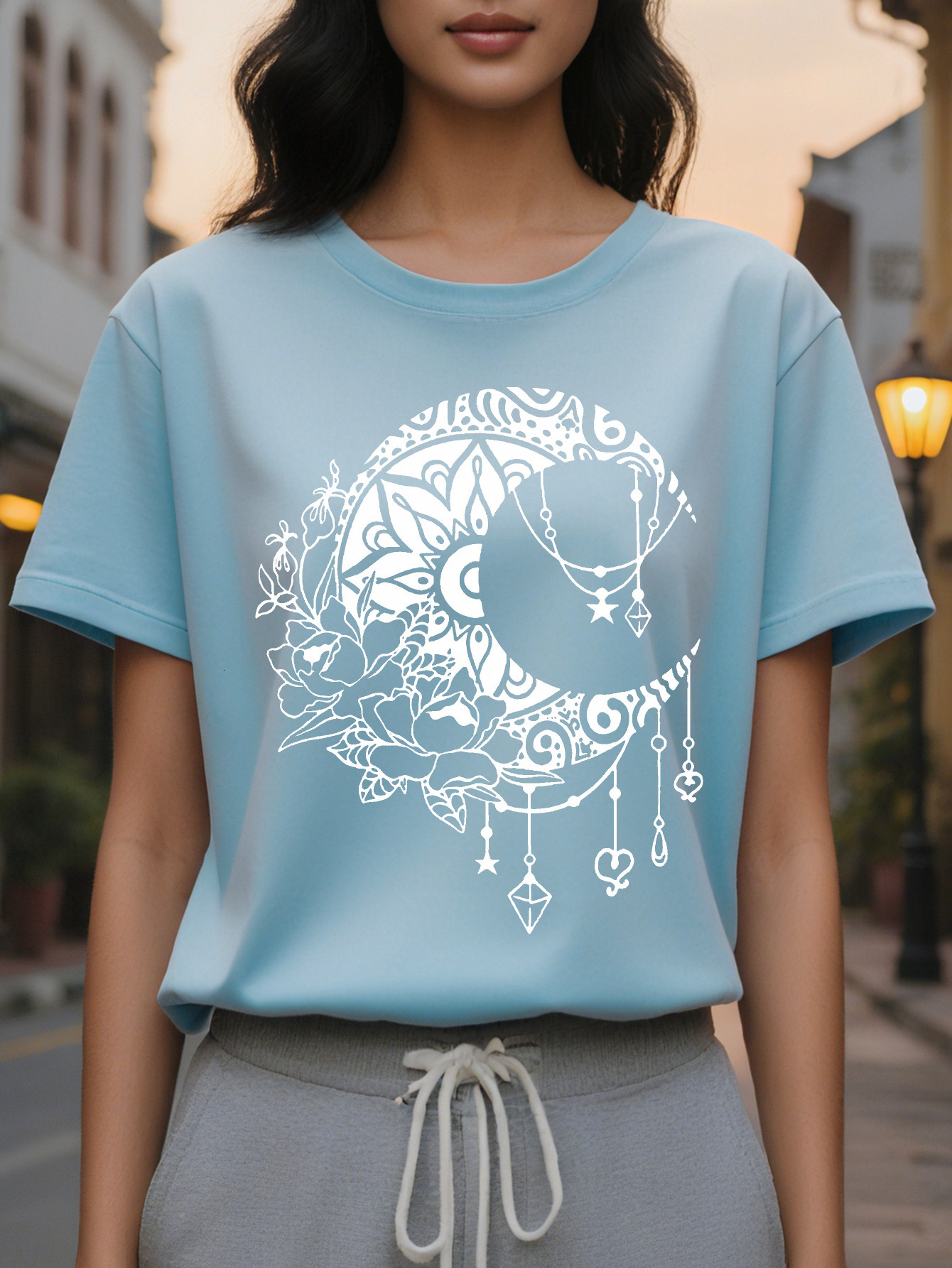 Women's Black Geometric Crescent Moon Stars Print T-Shirt Soft Stretchy Summer Casual Streetwear Top with Round