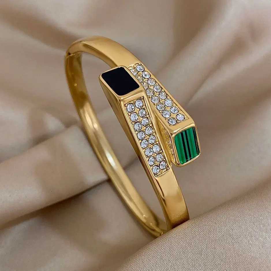 Vintage Cross Stainless Steel Bracelets for Women Gold Silver Color Enamel Rhinestone Smooth Cuff Bangle Waterproof Jewelry Y250904