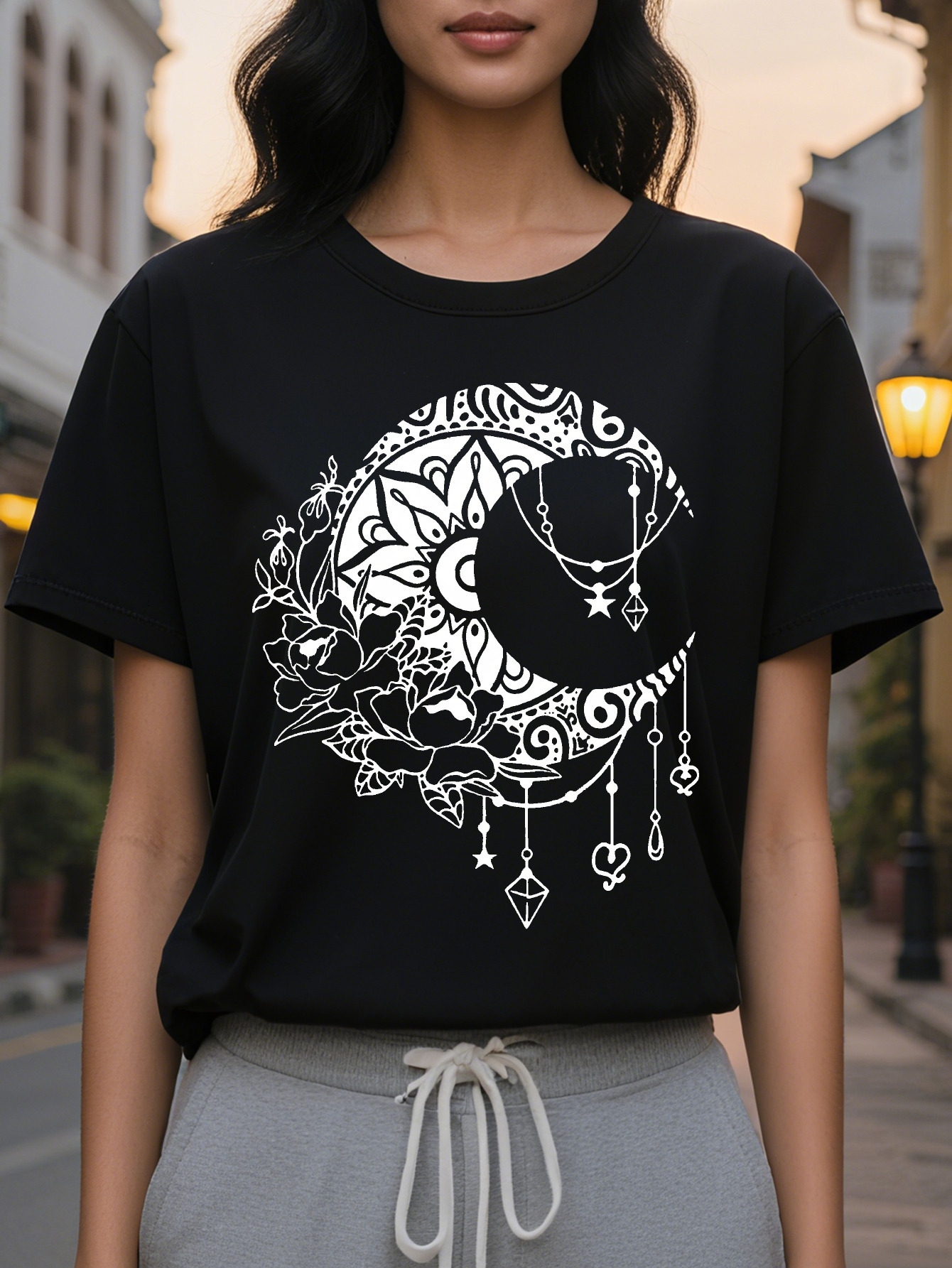 Women's Black Geometric Crescent Moon Stars Print T-Shirt Soft Stretchy Summer Casual Streetwear Top with Round