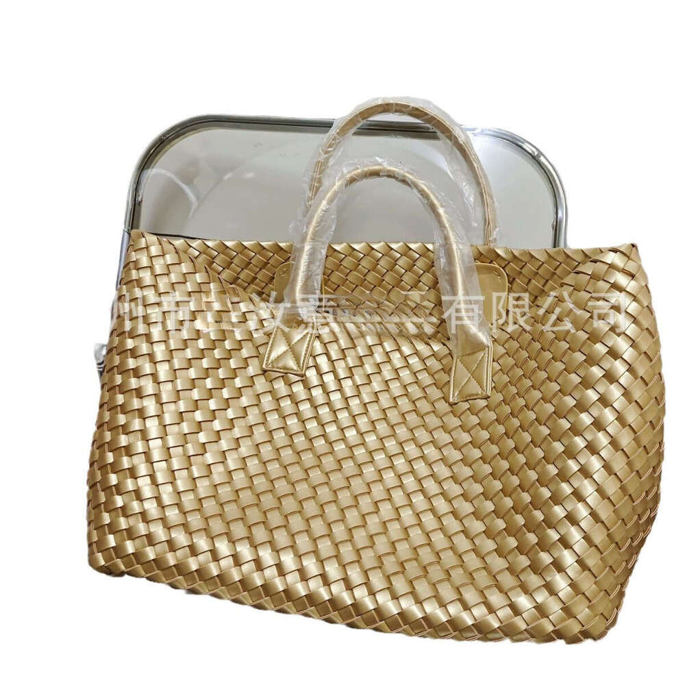2025 New Woven Tote Fashion High-end Celebrity Style Trendy Handbag Shoulder Bag