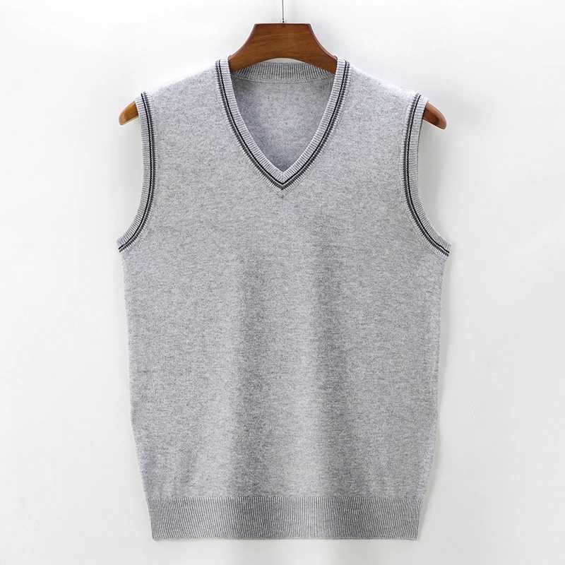 Fashionable and Handsome Sweaters Vests 2024 Autumn Vneck Sleeveless Business Casual Sweater Mens Clothing Pull Homme ChalecosXJ250904