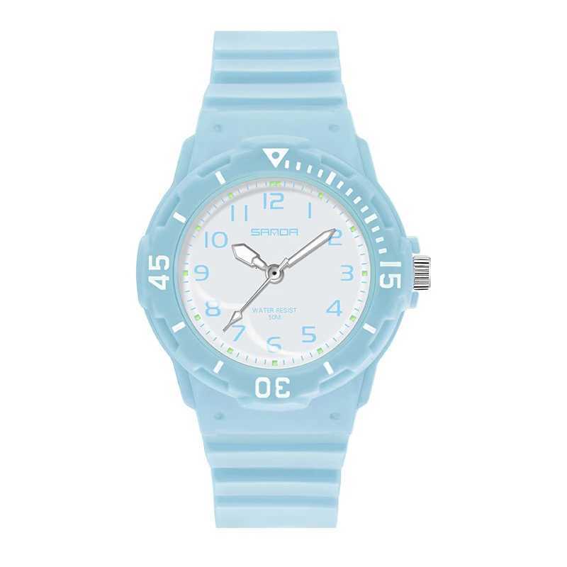 UTHAI Wen Watch Sports Fashion Trend Outdoor Waterproof Creative Fresh Fem High School Student Fashion Quartz Wristwatches X250904