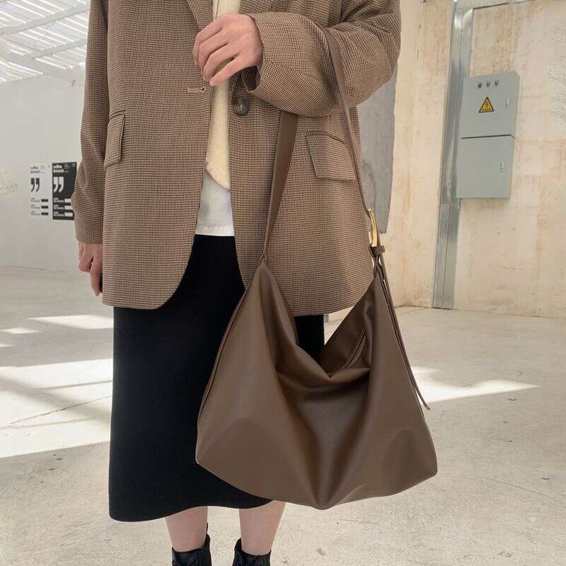 Luxury bag Aituote handbag for women in early spring trendy with large capacity brand new soft surface single shoulder