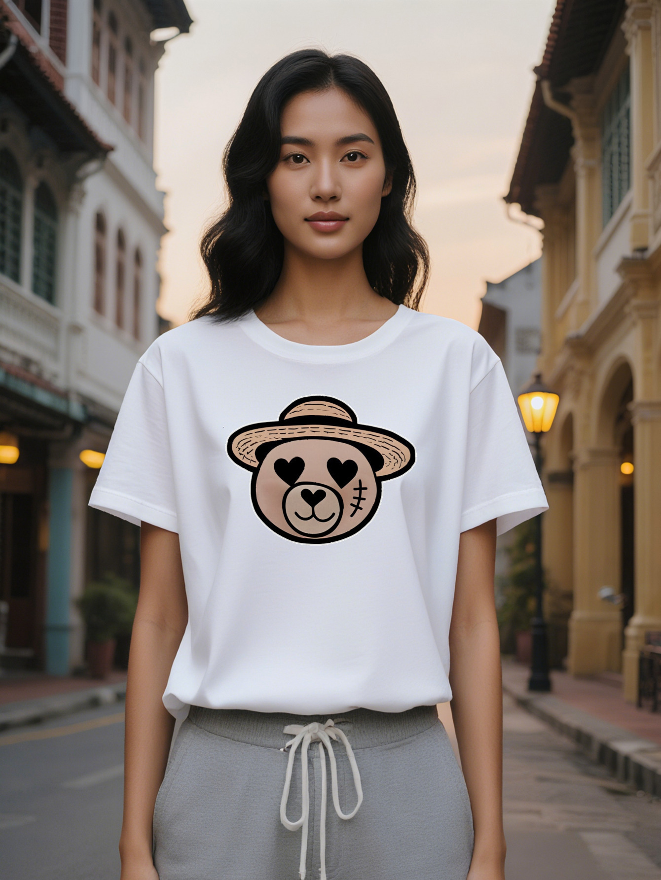 Large XL Women's Casual Graphic T-Shirt with Cartoon Bear Heart Eyes Print Black Round Neck Summer Tee Breathable Regular Fit Plus Size
