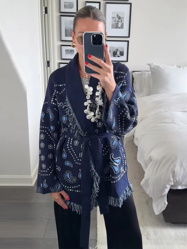 Tassels Patchwork Knitted Printed Cardigans Women Sweater Belts Long Sleeve Vneck Colorful Thicken Fashion Sweaters Autumn 250904