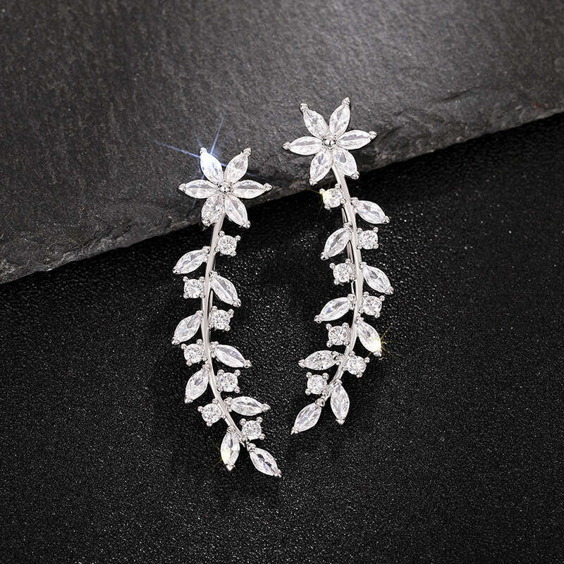 2025 New Women's INS Style Flower Ear Hooks - K-Pop Star Inspired, Full Petal Earrings, Gold/Silver (J-181/J-182), Korean-Japanese Sweet Style