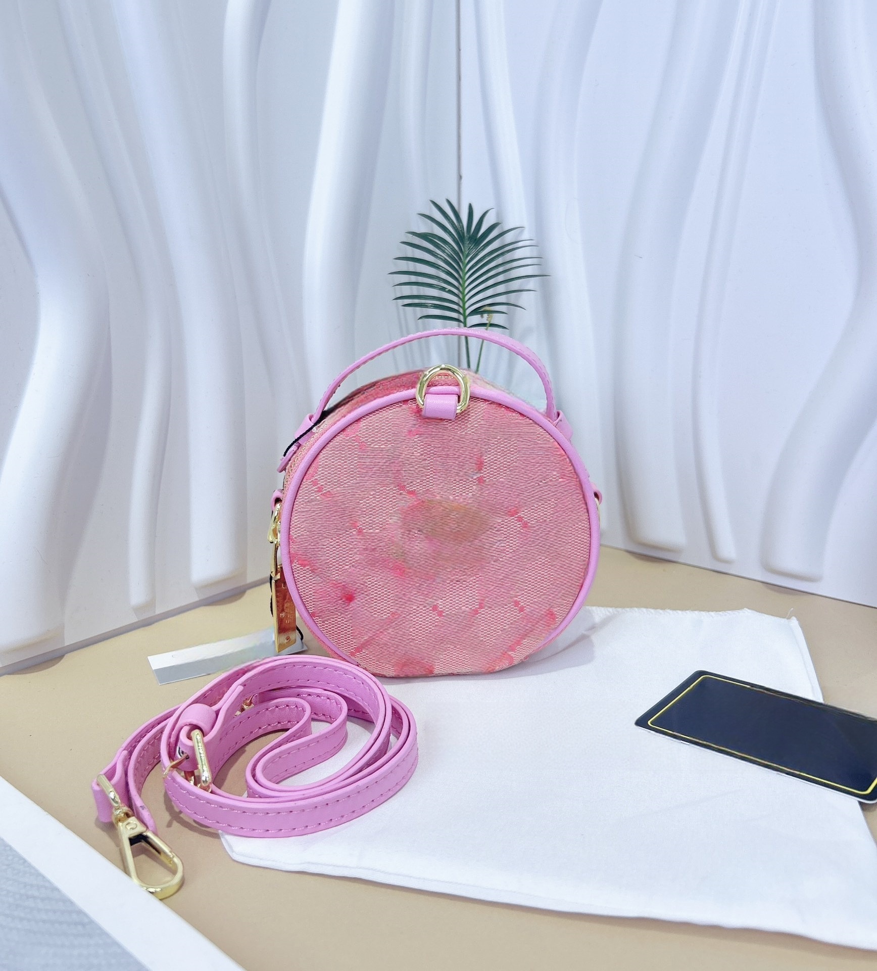 Designer Children pink circular Purse sweet girls letter jacquard messenger saddle bag Fashion kids single shoulder bag luxury mini wallet S4571