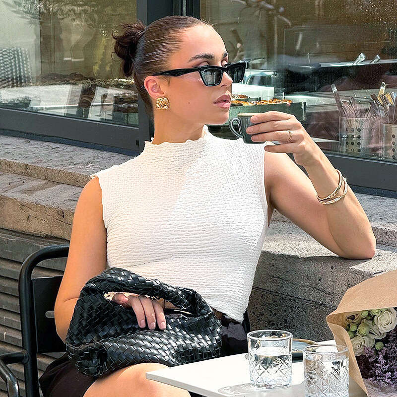 Women's Summer New Comfortable Casual Round Neck Sleeveless Vest Short Solid Color Top