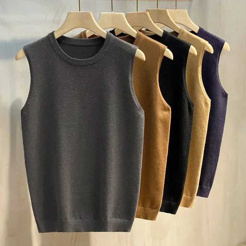 Autumnr and Winter Mens Knitted Vest Solid Color Waistcoat Sleeveless Korean Style Sweaters Male Loose Fit Harajuku KnitwearXJ250904
