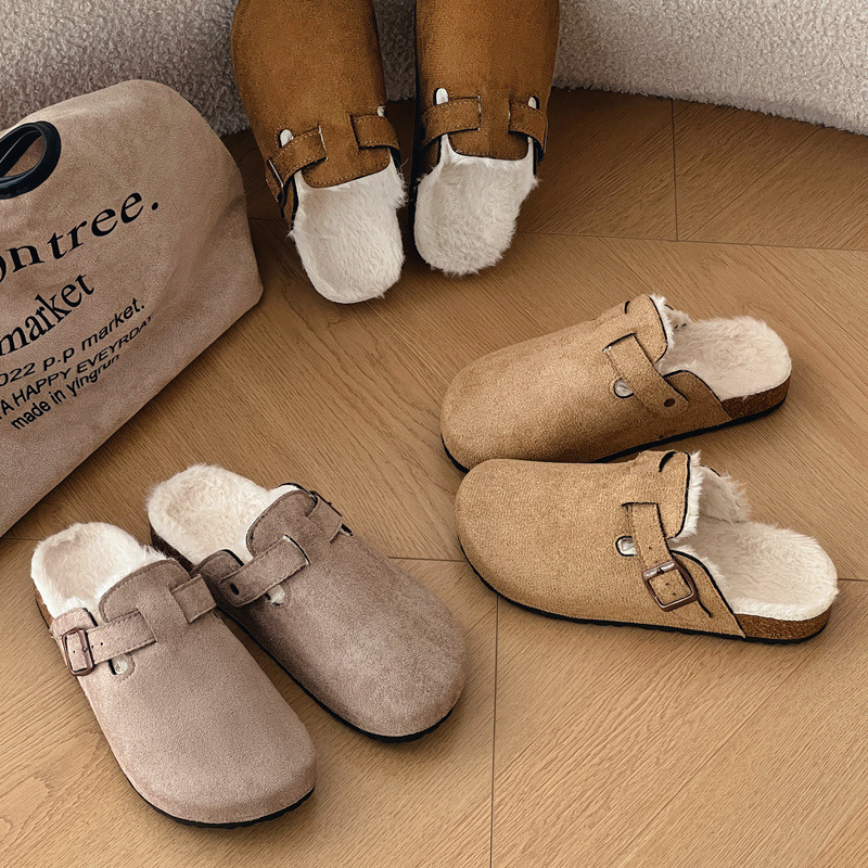 New hot free shipping designer slippers for womens flat sandals beige khaki New winter fashionable and versatile one foot slippers with plush cotton s