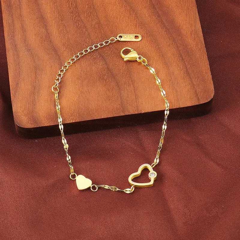 2023 New Fashion Trend Titanium Stainl Steel Elegant Delicate Zircon Heart Bracelet Women Jewelry Wedding Party Premium GiftsXJ250904