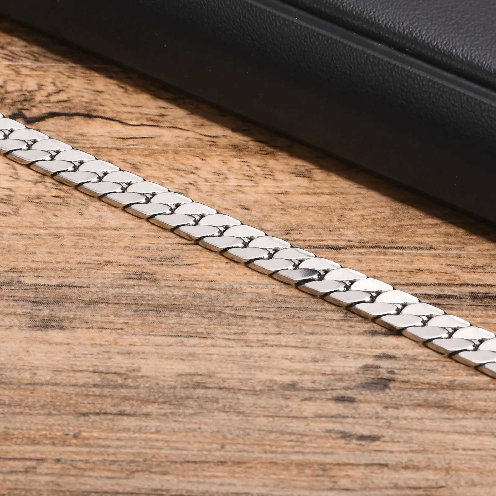 Vnox Waterproof Cuban Chain Bracelets for Men Wen Nr Fade Simple Stainless Steel Flat mi Cuban Link Chain Wristband Y250904