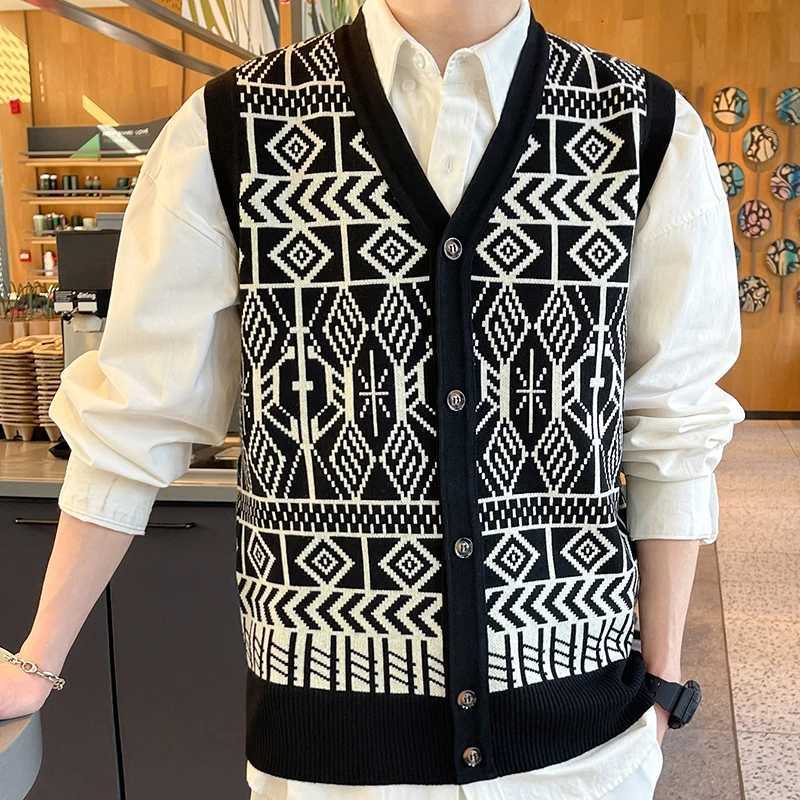 Mens Fashion Knitted Vest Vneck Button Down Sleeveless Jacket Mens Y2K Clothes Spring Autumn Trendy Casual VestsXJ250904