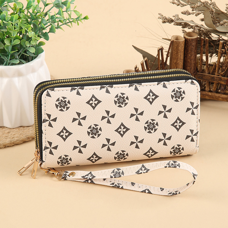 Luxury Brand Designer Wallet Vintage Handbag for Women Fashion Beauty Exquisite Long Buckle Multi-Card Slot Coin Purse Large Banknote Wallet