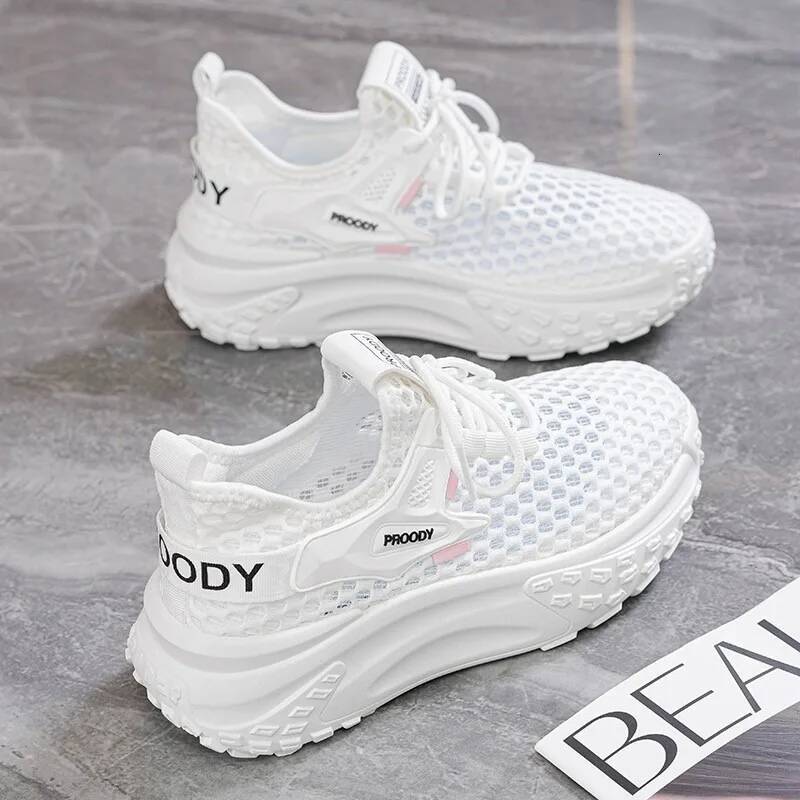 Breathable Women Running Lightweight Female Sports Shoes Fashion Tennis Outdoor Soft Lace Up Women's Sneakers Q110 ddmysaturn