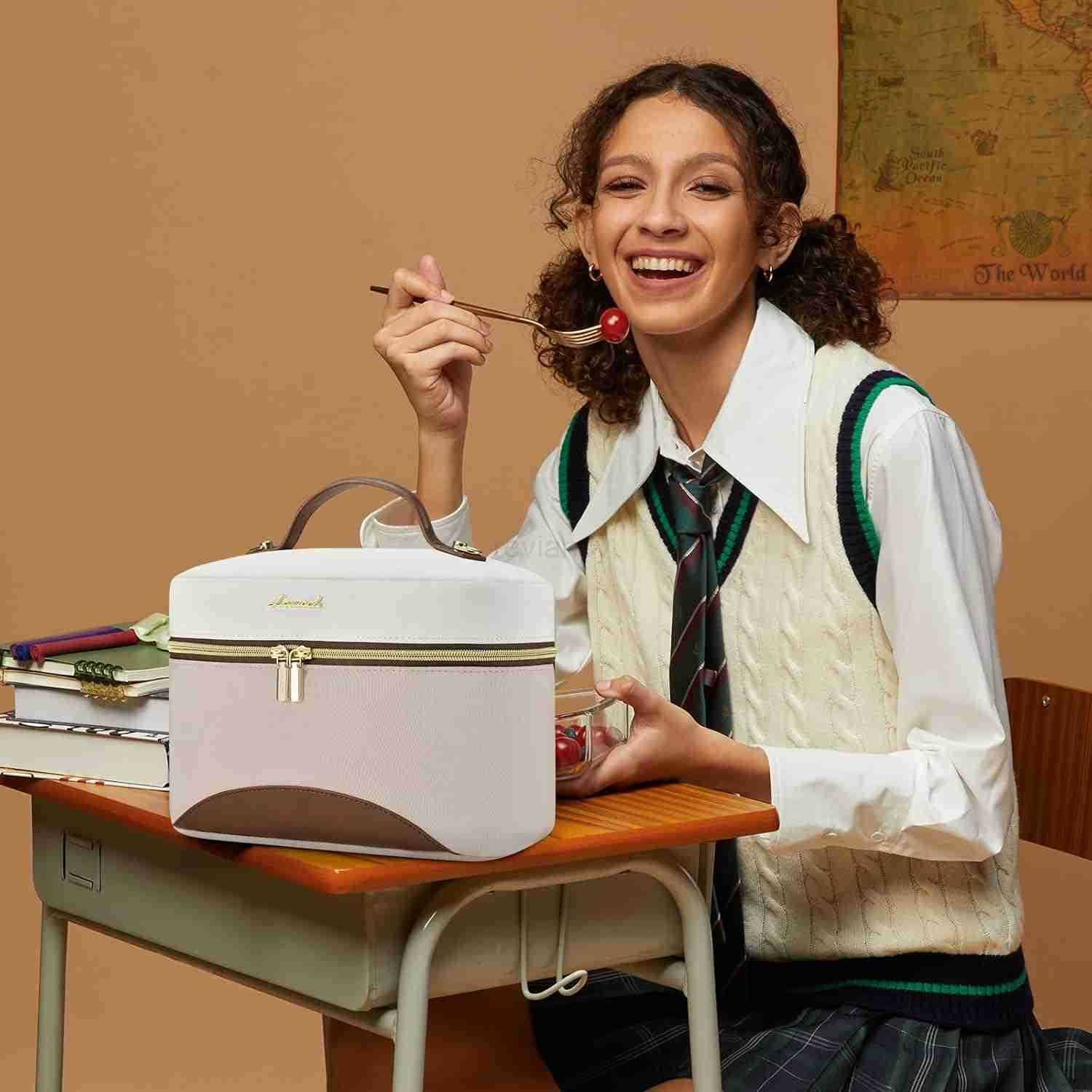 Insulated Lunch Bag for WomenAdult Lunch Box for WomenLeakproof Cooler Bag for Office Picnic Hiking BeachLunch Tote Bag with Adjustable Shoulder Strap