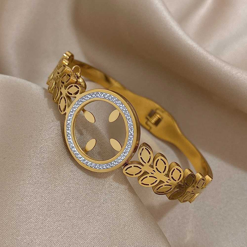 Chits Inlaid Rhinestone Disc Belt Bracelet For Wen Fashion Stainless Steel Gold Plated Cuff Bangles Jewelry Gifts Y250904