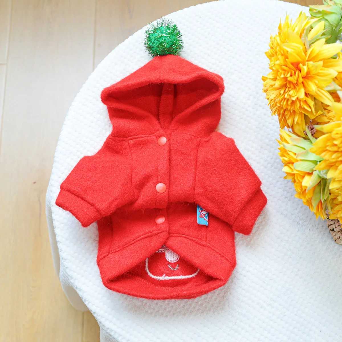 Pet Clothes Dog Cat Thickened Warm Red Christmas Style Cute Ball Hoodie et W250904