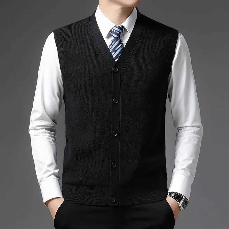 Mens Winter Knit Sweater Vest Young Mens Solid Color Allinone Wool Vest Cardigan Top Mens WearXJ250904