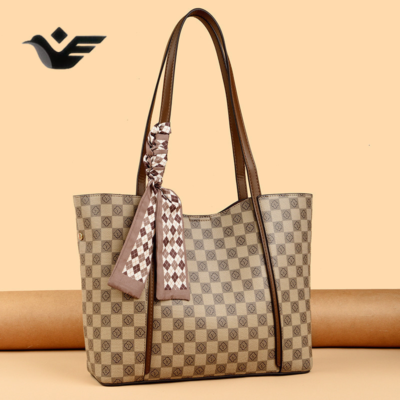 Feiyan Free Shipping New Designer Bag Luxury Shopping Bag Large Capacity Women's Tote Bag High-end Fashion Casual Commuter Shoulder Handbag Old F