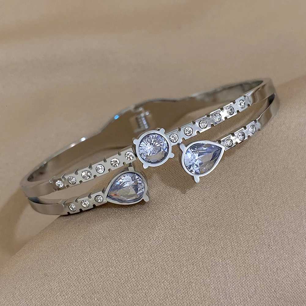100 Stainless Steel Bracelets Luxury Shiny Gold Color Bangles Bracelets for Women Waterdrop Cubic Zirconia Bracelet Jewelry Y250904