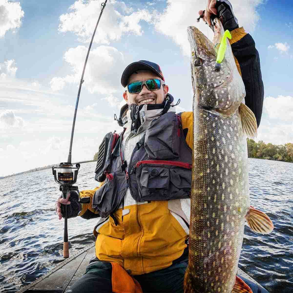 Spinning Reel Ultralight Fishing Reels with 91 BB Carbon Fiber 386 LBs Max Drag Super Smooth Spinning Fishing Reel with 521621 High Speed Gear Ratio W