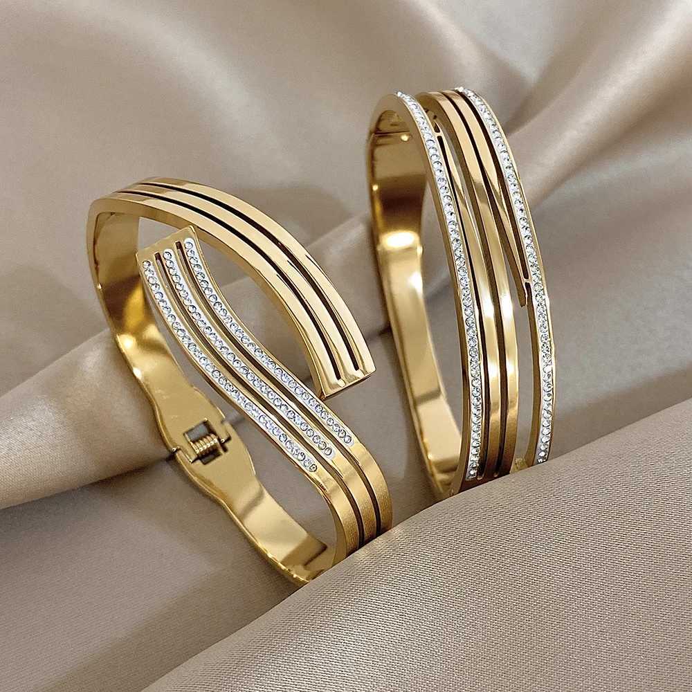 Irregular Geometric Stainless Steel Cuff Bracelet for Women Fashion Rhinestone Gold Color Bangle Bracelets Waterproof Jewelry Y250904