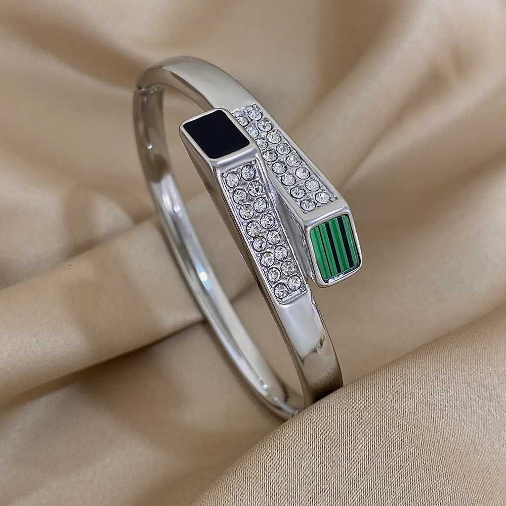 Vintage Cross Stainless Steel Bracelets for Women Gold Silver Color Enamel Rhinestone Smooth Cuff Bangle Waterproof Jewelry Y250904