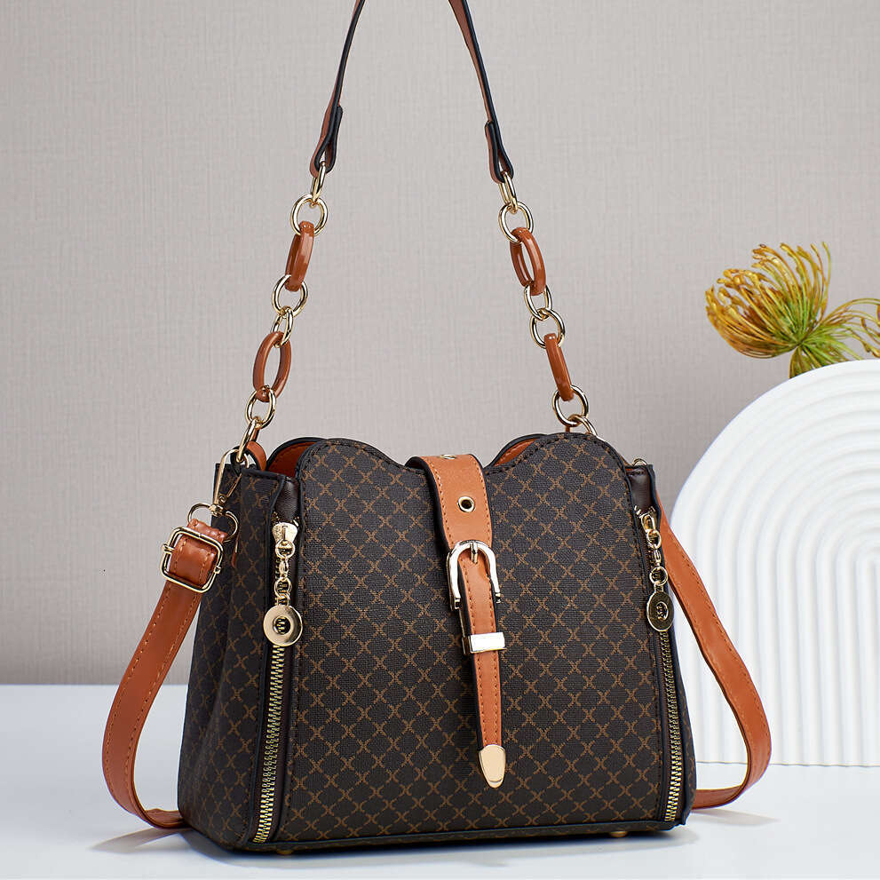 DHessentials Stylish Large Capacity Bucket Bag for Women | Vintage Soft PU Leather Crossbody Shoulder Bag | Minimalist Chic Daily Purse