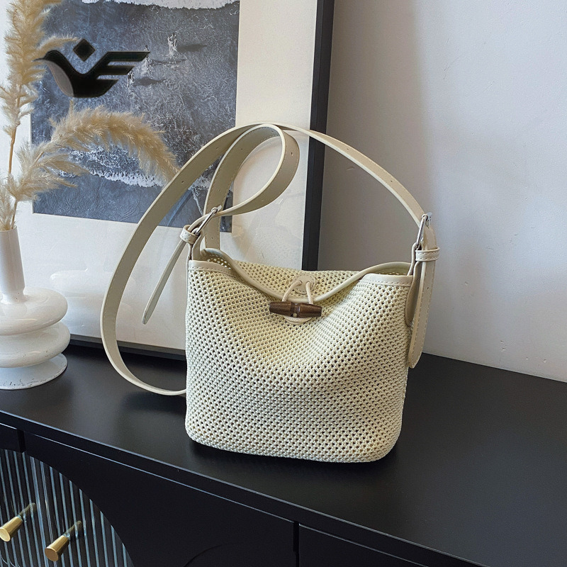 Feiyan Free Shipping New Designer Bag Luxury Shopping Bag Large Capacity Hollow Out Handheld Bucket Bag For Women Summer New High-end Casual Woven Sho