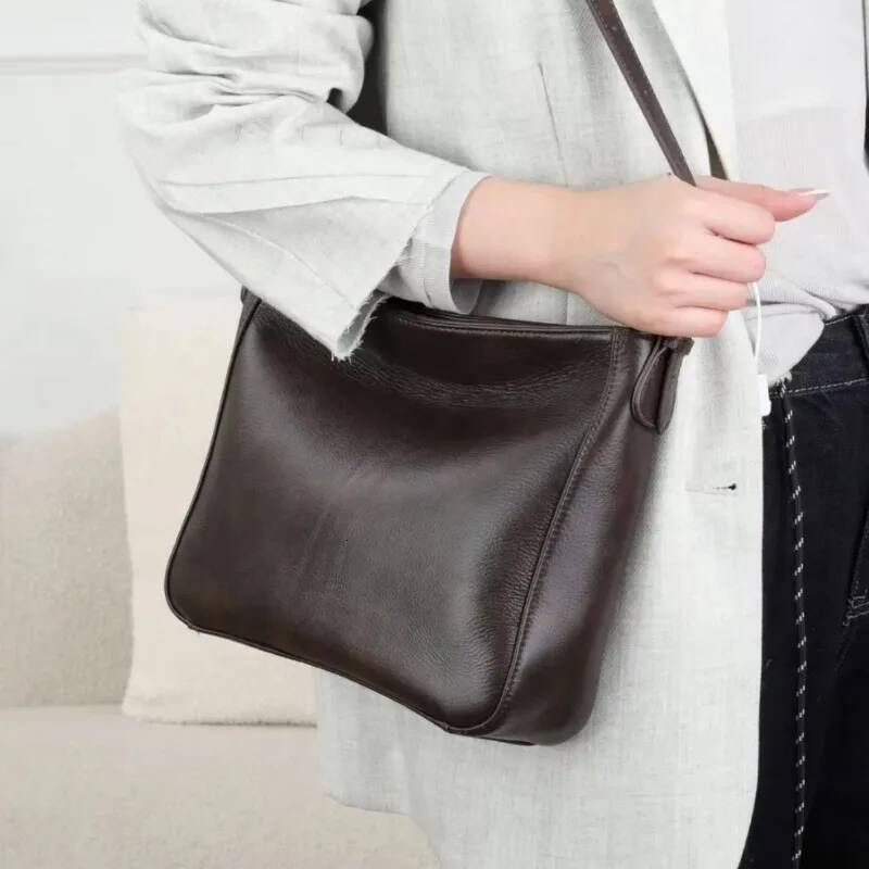 Natural Cow Leather Square Handbag - Crossbody Bucket Style, High-Quality Women's Shoulder Bag, Practical & Luxurious Hobo Bag