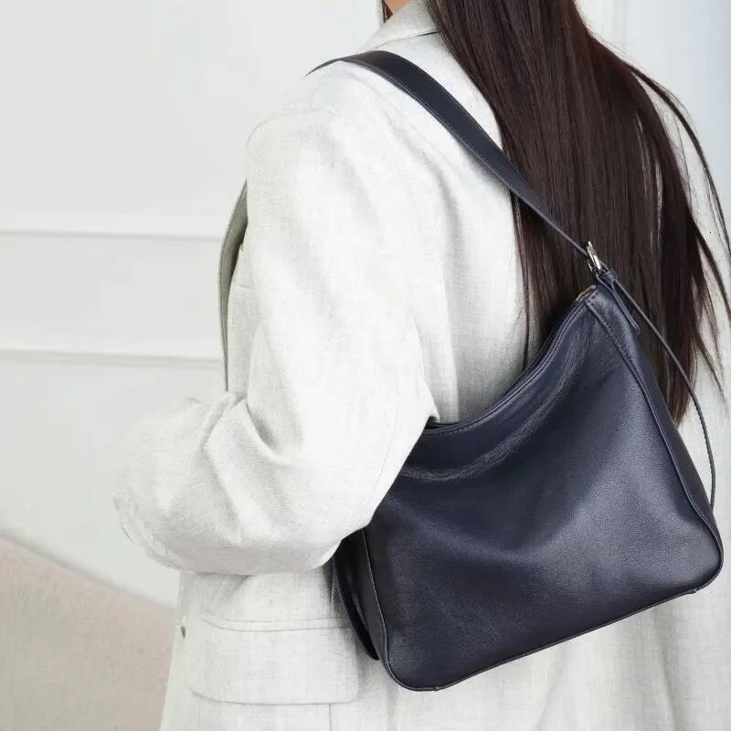 Natural Cow Leather Square Handbag - Crossbody Bucket Style, High-Quality Women's Shoulder Bag, Practical & Luxurious Hobo Bag