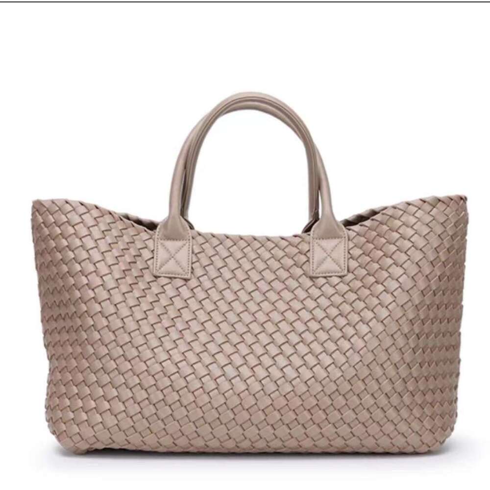 2025 New Woven Tote Fashion High-end Celebrity Style Trendy Handbag Shoulder Bag