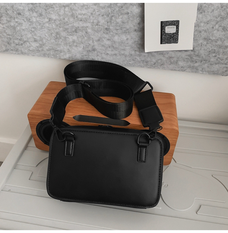 Women s Shoulder Bag New Fashion Small Square Bag Niche Casual Box Bag Autumn New Designer Bag Women s Crossbody Bag Couple Bag