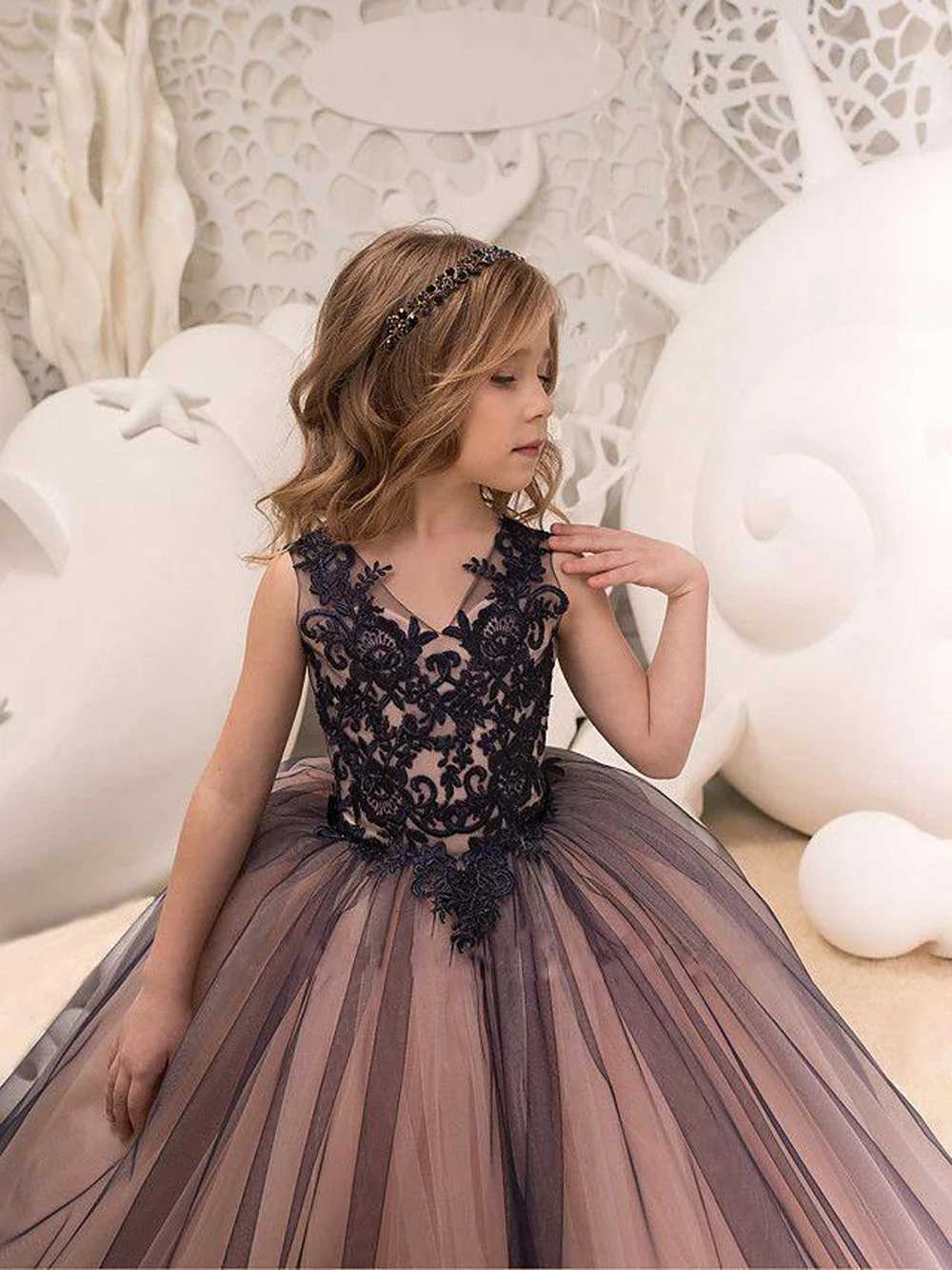 100% Cotton Linen Cotton Linen Beaded Floor Length Red Flower Girl Dresses Black Appliques Girls Pageant Dress First Communion Dresses Z250904