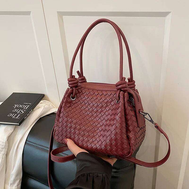 Hot Selling Summer Woven Tote Bag Inspired Braided Shopper Lightweight Beach To Work Purse For Women Designer Bags