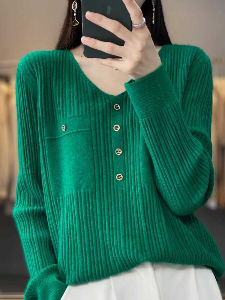 Spring Summer Women Pullovers Long Sleeve Vneck Bottoming Shirts Loose Kniited Sweater Korean Fashion Soft Inner Jumpers M250904