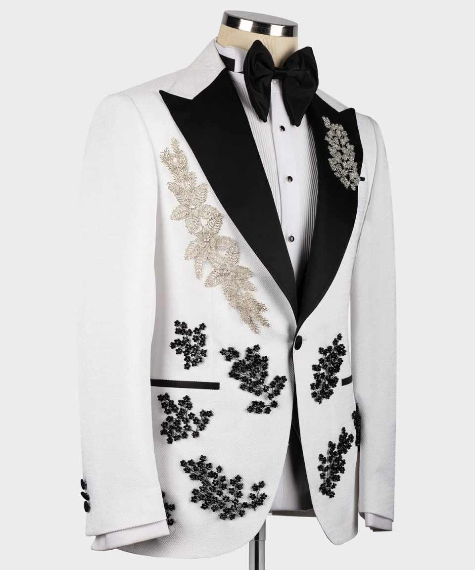 Luxury Wedding Groom Tuxedo 2 Pieces Blazer Pants Peaked Lapel Rhinestone Appliques Business Formal Occasions Customized