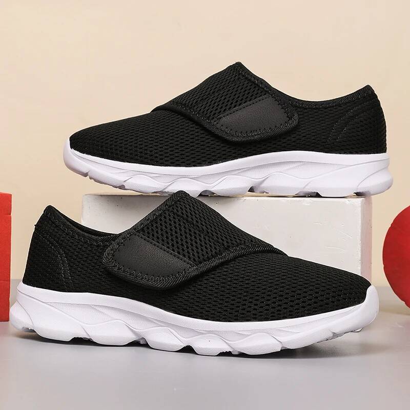 Unisex Wide Footed Women Casual Fashion Breathable Walking Mesh Flat Shoes for Men Sneakers Black Female Footwear ddmysaturn