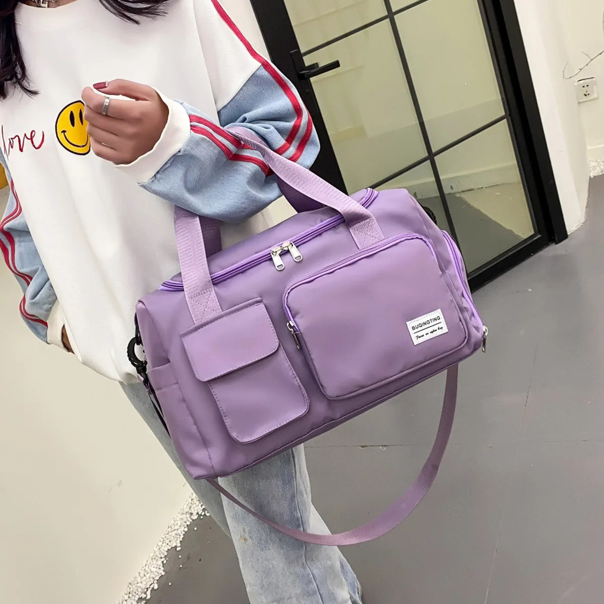 Unixinu Carry on Travel Bag Large Capacity Weekender Overnight Duffle Bags with Shoe Compartment Sports Fitness Bags for Women 250903