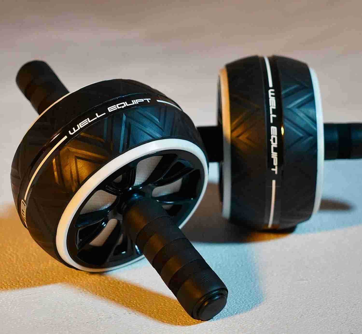 Ab Roller for Abs Workout Ab Wheel Roller for Core Workouts Exercise with our Home Gym Workout Equipment for Men and Women Includes Knee Pad Wellmade 