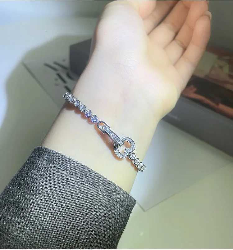 18K Real Platinum PT950 Heart Bracelet for Women Simple Inlay Full Diamond Momosan Diamond Platinum Trendy Fashion Handicrafts W250904